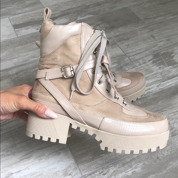 PrettyLittleThing Shoes - Pretty little thing boots